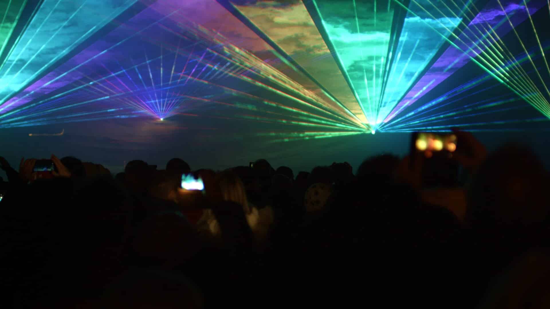 Lasershow an Silvester in Verl: Beamshow 