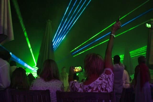 Lasershow zur Firmenfeier auf Golfplatz